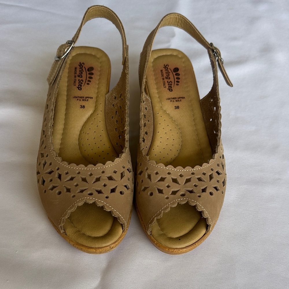 Spring Step Tan Peep-Toe Sling Back Italian Made Wedge Heel  Sandals EU 38=7.5